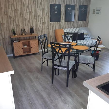 Gite La Parent'Aise Fressenneville Exterior foto